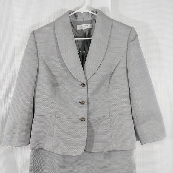 TAHARI! GLAMOROUS SILVER GRAY TEXTURED 2 PC SKIRT & JACKET, BLAZER SUIT! SZ 16 - Picture 4 of 12